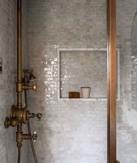 Image via Sister Interiorsโ | Design by Sarah Solisโ | Photography by Shade Degges Photography