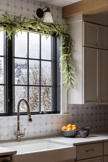 SHOP THE LOOK: Simple Organic Holiday Décor