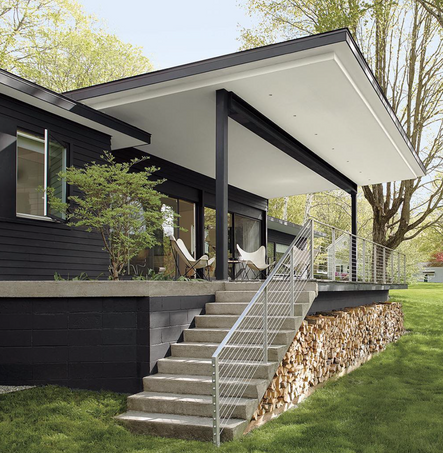 Image by Benjamin Moore | Black Beauty by Benjamin Moore