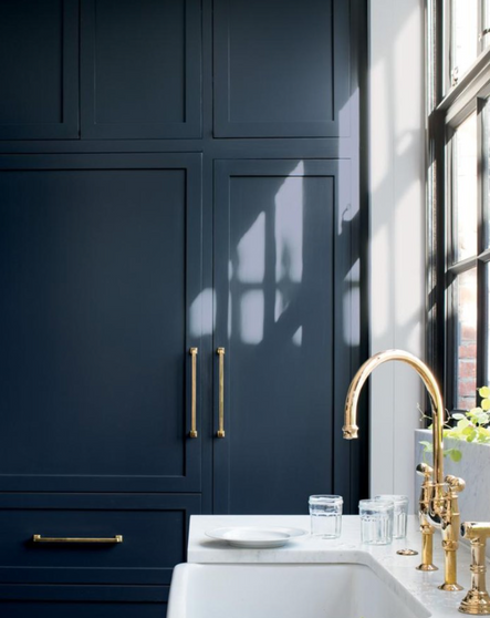 Image by Benjamin Moore | Hale Navy by Benjamin Moore