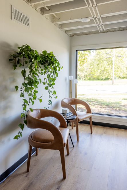 Design by Bodine White | Photography via Scout & Nimble | SHOP THE LOOK: Hawkins Dining Chair