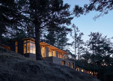 Architecture by Hoedemaker Pfeiffer | Photography by Kevin Scott
