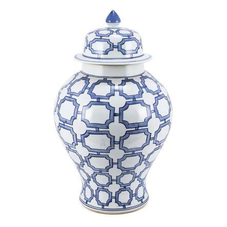 The Charm of Chinoiserie | Styling Your Home with Blue and White Vases for Timeless Elegance