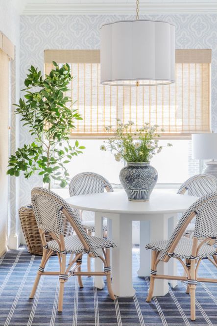 The Charm of Chinoiserie | Styling Your Home with Blue and White Vases for Timeless Elegance
