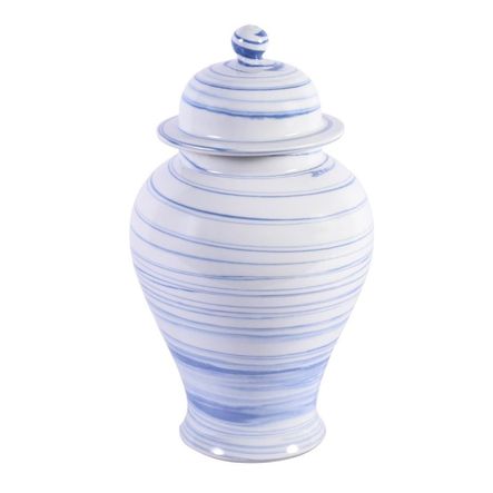 The Charm of Chinoiserie | Styling Your Home with Blue and White Vases for Timeless Elegance
