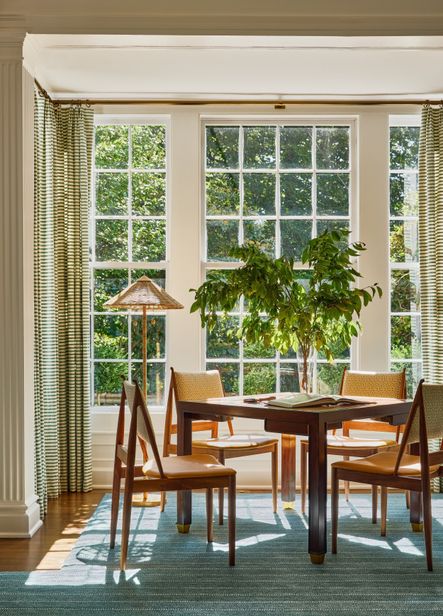 Home Tour | Classic Meets Contemporary in Chauncey Boothbyโs Lambert Road Project