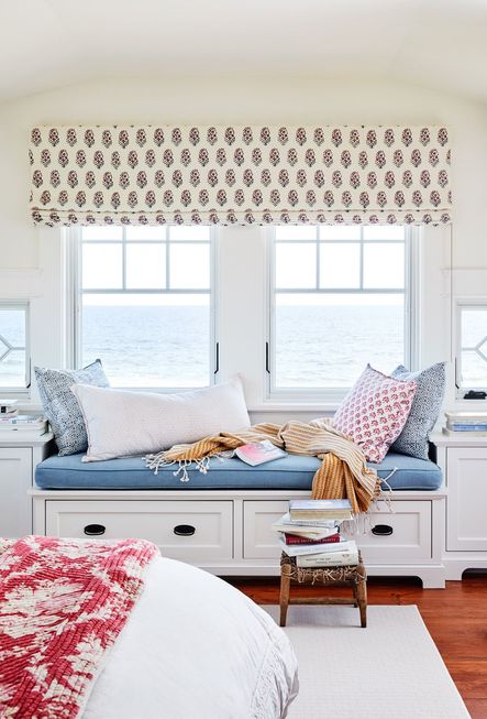 Home Tour | Katie Rosenfeld’s Maine Beach Cottage Infuses Grandmillennial Style with True New England Charm
