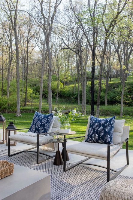 SHOP THE LOOK: White Colorblock Flower Vase, Avon Sling Chair, Frisco End Tables