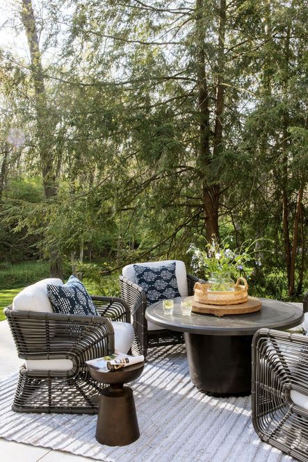 SHOP THE LOOK: Carver Lounge Chair, Torre Outdoor Gray & Cream Rug, Cruz End Table
