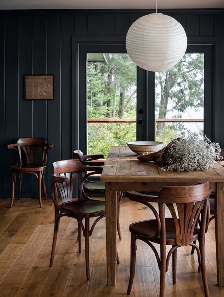 Design by Heidi Caillier | Photography by Haris Kenjar