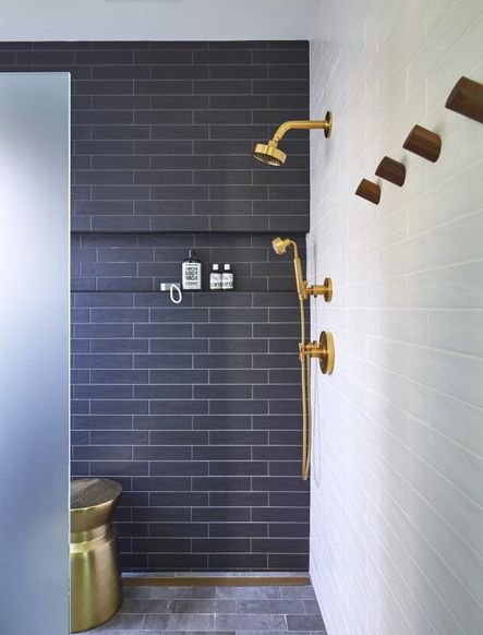 Design by Kristina Crestin Design | Photo by Jared Kuzia Photography