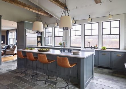 Design by Kristina Crestin Design | Photo by Jared Kuzia Photography