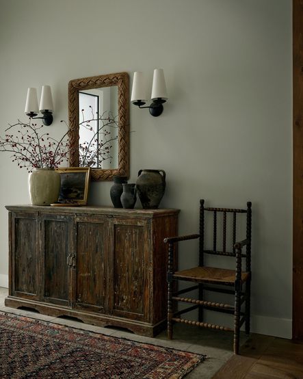 Home Tour | Rustic Meets Organic Elegance in this Modern Ski Chalet by TOM Interior Design Studio