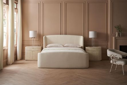 SHOP THE LOOK: Soft Embrace Hardwood & Performance Fabric Queen Bed