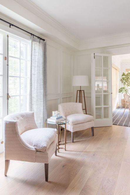 Design by Bodine White | Photography by Emily Sewell | SHOP THE LOOK: Naomi End Table (Discontinued) View Similar Style