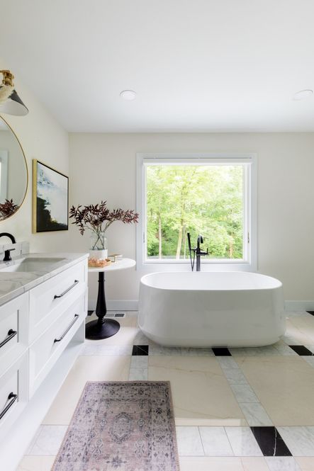 Design by Bodine White | Photography by Emily Sewell | SHOP THE LOOK: Cobus Side Table