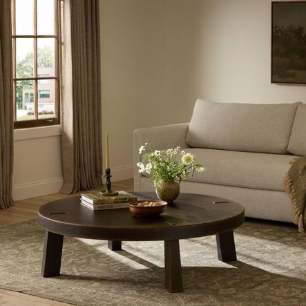 Design Tips | Coffee Tables: How to Choose the One for Your Space (Shapes, Sizes & Materials)