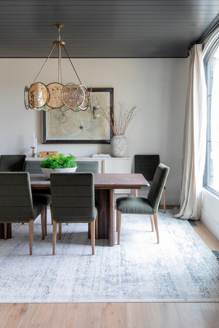 Design by Bodine White | Image via Scout & Nimble | SHOP THE LOOK: Oliveri Chandelier