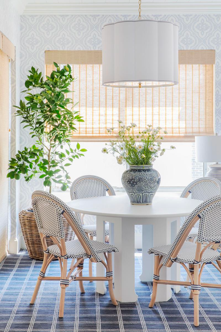 Design by Bodine White | Image via Scout & Nimble | SHOP THE LOOK: Sweeney 5-Light Chandelier