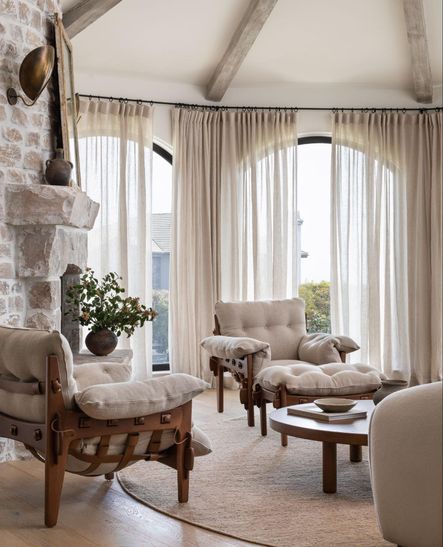 Home Tour | Discover the Pristine Serenity of Katie Hodgesโ Highlands Project