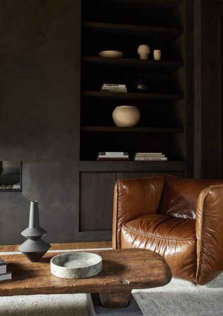 Home Tour |  Exploring KaemingK's Lo House: A Harmonious Blend of Organic Modernism