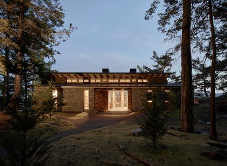 Architecture by Hoedemaker Pfeiffer | Photography by Kevin Scott