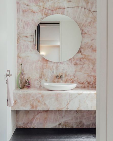 Design by Kent Stringer | Image via @cdkstone