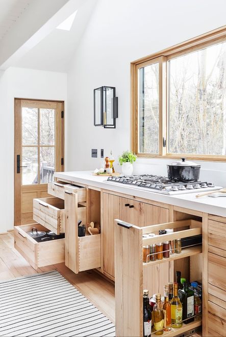 Design by Emily Henderson | Photography by Sara Tramp Ligorria | Image via House Beautiful