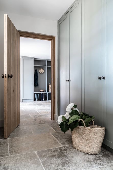 Design by Louise Holt Interior Design