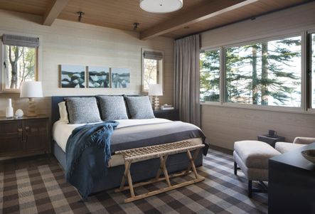 Design by Jennifer Robin Interiors | Photography by Paul Dyer Photography