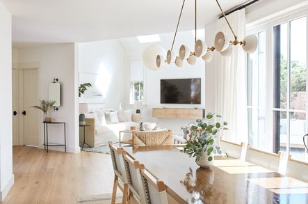 Design by JDP Interiors, Photography by Margaret Austin