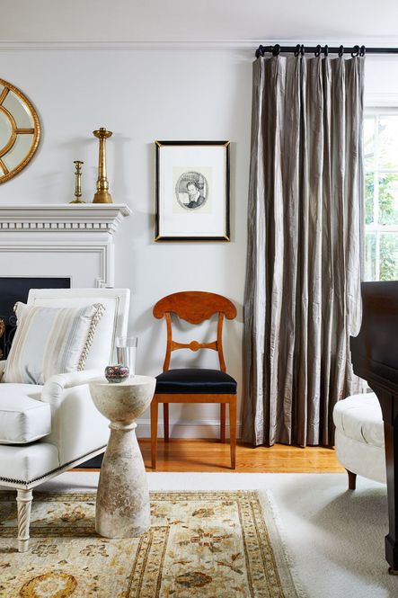 “Our clients frequently host concerts, so decorating with classical elements was of key inspiration.” Barnaby Woods Classic by Zoë Feldman Design | Photography by Stacy Zarin Goldberg