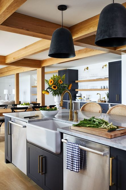 Eastern Shore Farmhouse by Zoë Feldman | Photography by Stacy Zarin Goldberg