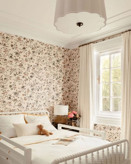 Design by Kira Obermeier | Styling by Britt Fitzpatrick | Photography by Sofia Barroso